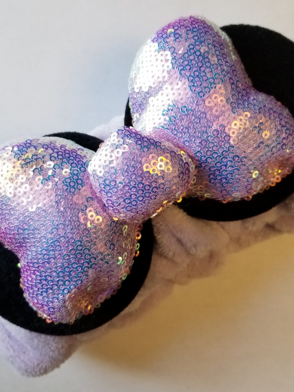 ❗Minnie Mouse Iridescent Purple Sequins Ears Spa Headband❗